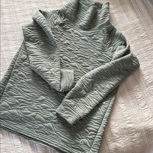 Women's The American Outdoorsman for Women Quilted Sweater